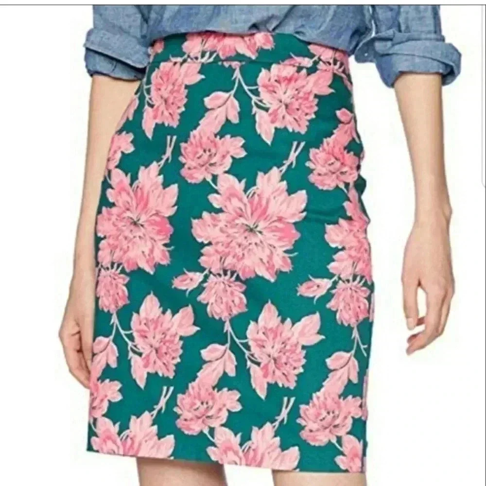 J. Crew Mercantile | Coral & Green Floral Pencil Skirt